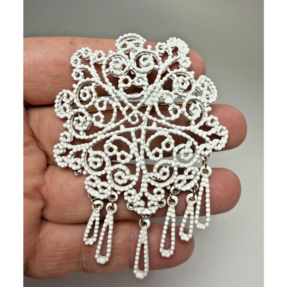 Vintage White Enamel Filigree Lacy Brooch Pin Pendant Dangles 1960s-1970s BOLD